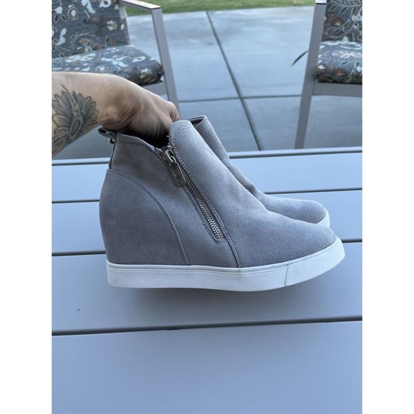 Anne Klein Ackarsen Wedge Bootie  - Size 8.5 - Gray - Picture 3 of 9